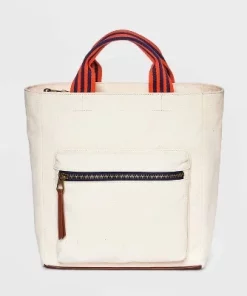 10.75" Mini Paxton Backpack - Universal Thread™ Green -Universal Thread Shop GUEST 011dbeaf 03ce 4749 90e1 3c973d29637d