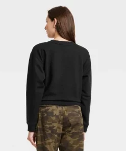 Women's Pullover Sweatshirt - Universal Thread™ White