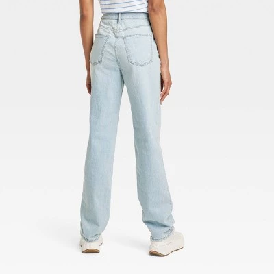 Women's High-Rise 90's Straight Jeans - Universal Thread™ Light Wash 3 Women's High-Rise 90's Straight Jeans - Universal Thread™ Light Wash