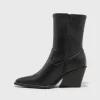 Women's Aubree Ankle Boots - Universal Thread™ Black -Universal Thread Shop GUEST 78886ac8 5295 4145 a4e7 bc58e66537cc