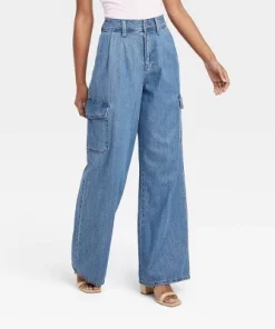 Women's Wide Leg Denim Cargo Trousers - Universal Thread™ Medium Wash -Universal Thread Shop GUEST 856b9568 909c 4932 965f 5f667eb2f62b 2