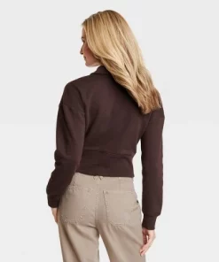 Women's Cropped Quarter Zip Sweatshirt - Universal Thread™ Lime Green