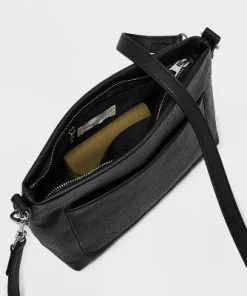 Crossbody Bag - Universal Thread™ Cream 13 Crossbody Bag - Universal Thread™ Cream -Universal Thread Shop GUEST adbfd07e 79ac 44e6 90fb 2f8afdbee5ee