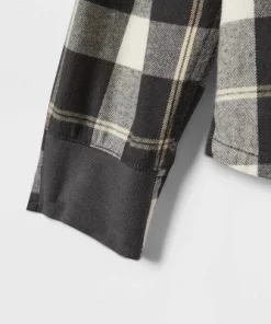 Women's Long Sleeve Adaptive Flannel Faux Button-Down Hook and Loop Shirt - Universal Thread™ Tan 7 Women's Long Sleeve Adaptive Flannel Faux Button-Down Hook and Loop Shirt - Universal Thread™ Tan -Universal Thread Shop GUEST c4862d48 f54a 4482 a171 6437cdb4dbe8