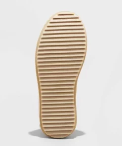 Women's Kayson Winter Boots - Universal Thread™ Beige -Universal Thread Shop GUEST e6582db6 3a61 4b40 9436 ca428d284ddf