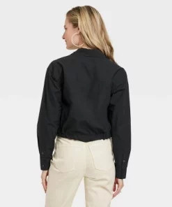 Women's Long Sleeve Collared Button-Down Shirt - Universal Thread™ Pink