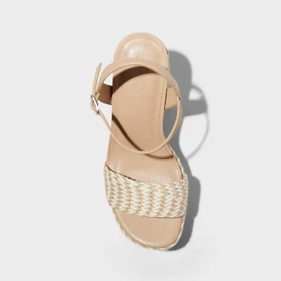 Women's India Platform Heels - Universal Thread™ Black 4 Women's India Platform Heels - Universal Thread™ Black - Image 2